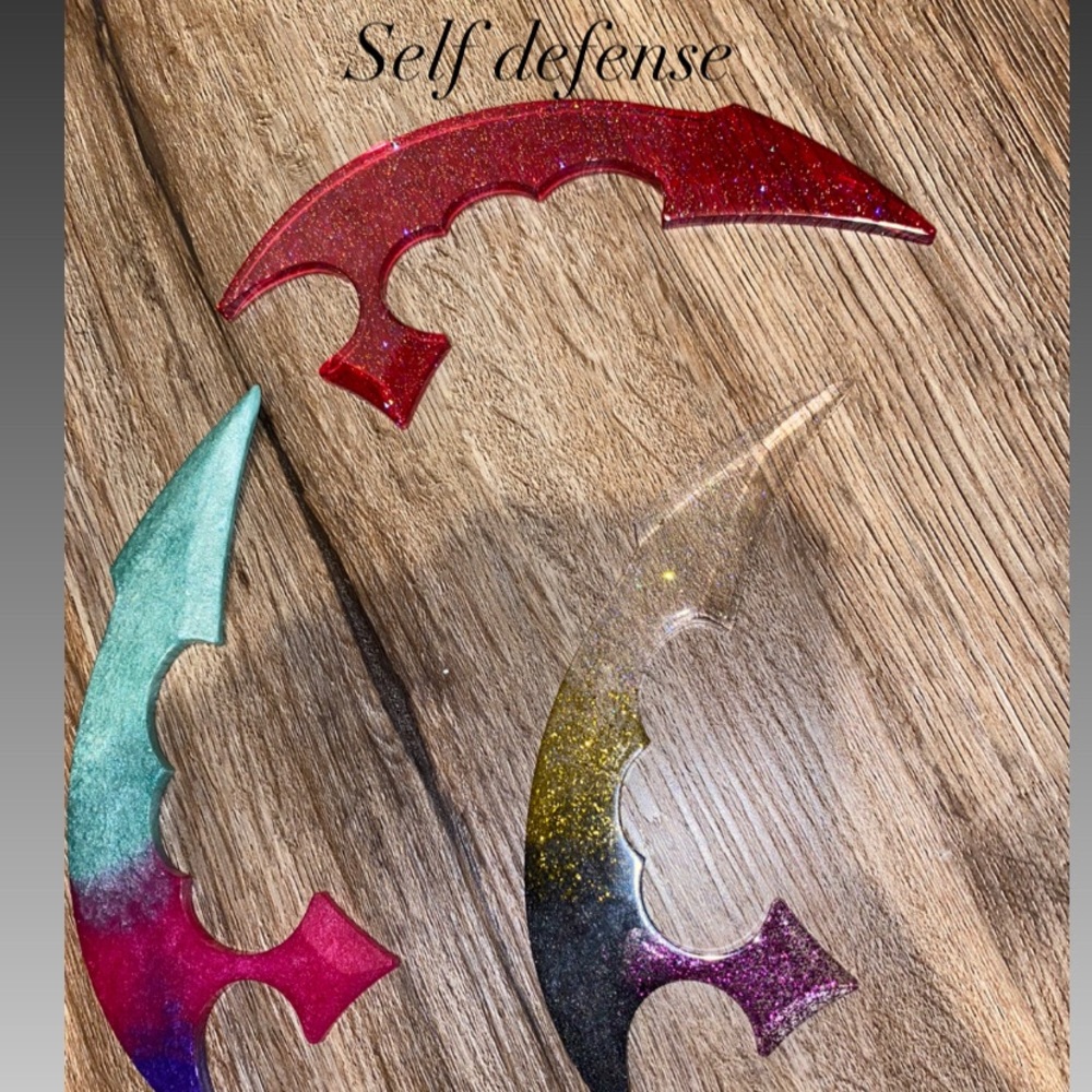 COPY - Keychains - Picture 5 of 6